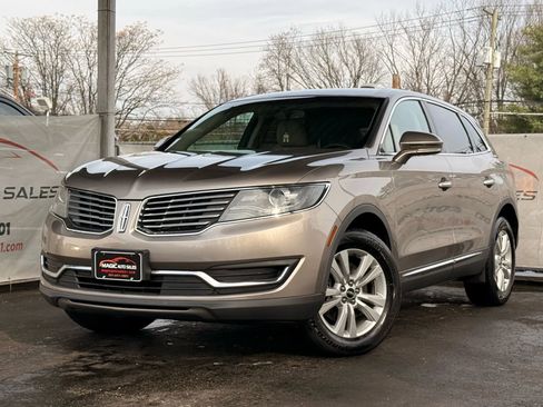 Used 2018 Lincoln MKX Premiere image 1