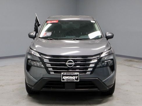 Certified 2024 Nissan Rogue SV image 7