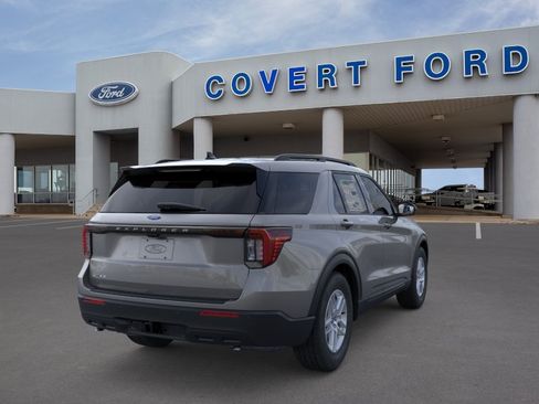 New 2026 Ford Explorer Active RWD image 8