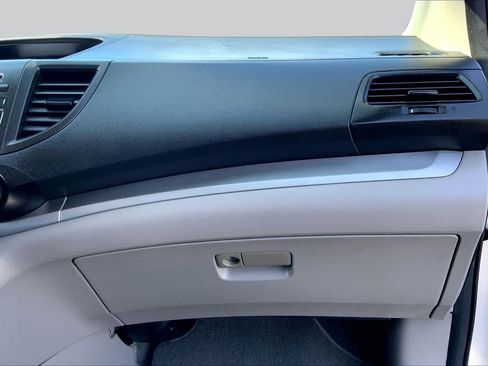 Used 2014 Honda CR-V LX image 18