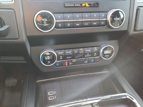 Certified 2019 Ford Expedition Limited w/ Equipment Group 302A image 23