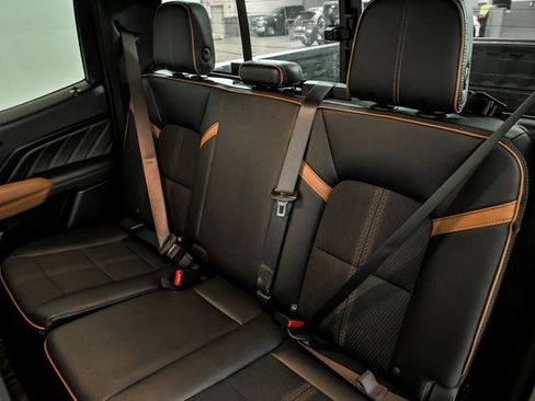 Used 2024 GMC Canyon AT4 image 12