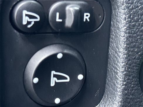 Used 2021 Honda Pilot Black Edition image 16