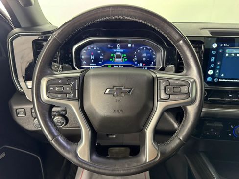 Used 2022 Chevrolet Silverado 1500 RST w/ Convenience Package II AWD/4WD image 13