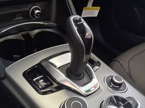 New 2026 Alfa Romeo Stelvio Sprint AWD/4WD image 10