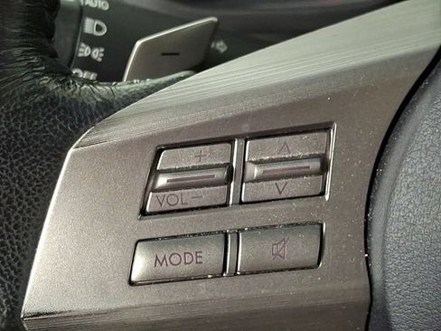 Used 2010 Subaru Legacy 2.5i Premium w/ Popular Equipment Group 2B AWD/4WD image 19