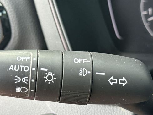 Used 2023 Honda Pilot TrailSport image 20