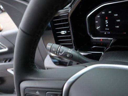 New 2026 GMC Sierra 2500 SLT w/ SLT Convenience Package image 35