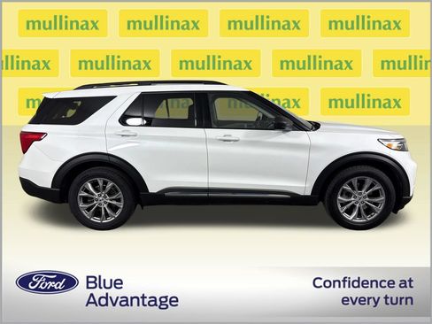 Certified 2023 Ford Explorer XLT w/ Equipment Group 202A RWD image 2
