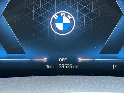 Used 2024 BMW X7 xDrive40i w/ M Sport Package AWD/4WD image 26
