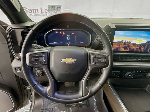 Used 2024 Chevrolet Silverado 2500 High Country image 14