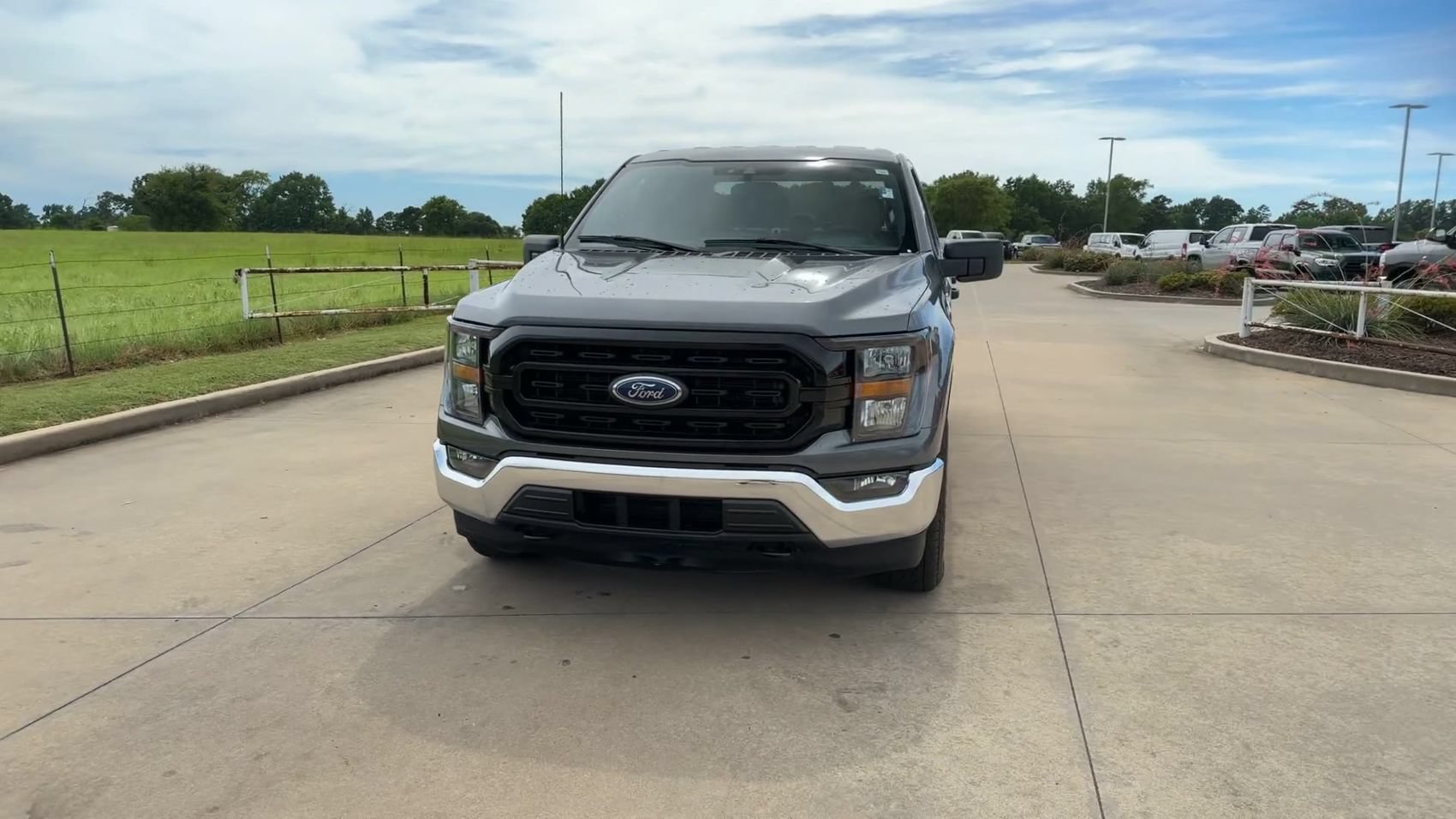 Used 2023 Ford F150 XLT AWD/4WD image 3