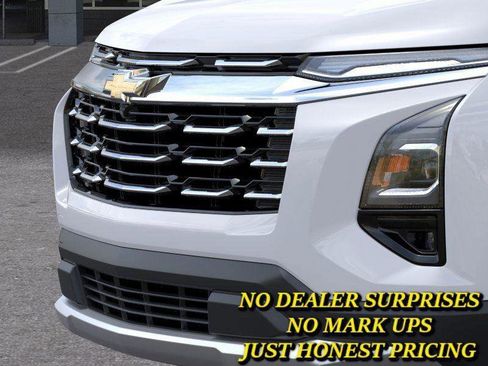 New 2026 Chevrolet Equinox LT w/ Safety and Technology Package FWD image 13