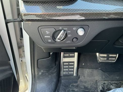Used 2019 Audi SQ5 Prestige AWD/4WD image 22
