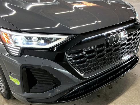 Certified 2024 Audi Q8 e-tron Prestige w/ Prestige Package image 33