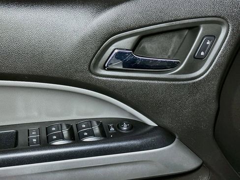 Used 2016 Chevrolet Colorado LT image 15