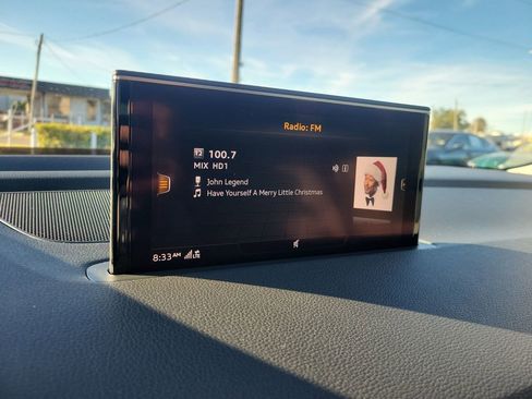 Used 2018 Audi Q7 3.0T Premium Plus image 19