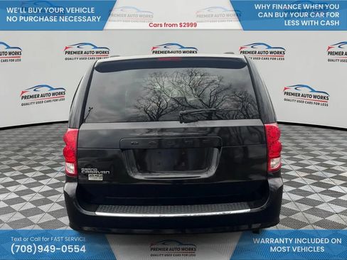 Used 2012 Dodge Grand Caravan SXT w/ UConnect Hands-Free Group FWD image 5