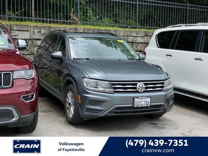 Used 2018 Volkswagen Tiguan SE w/ Panoramic Sunroof Package
