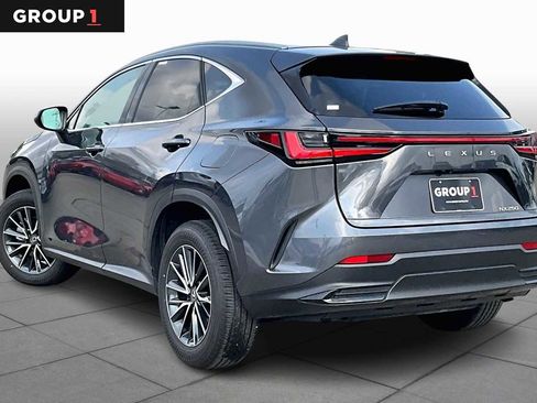 Used 2025 Lexus NX 250 FWD w/ Premium Package image 9