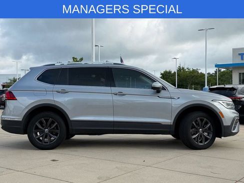 Used 2023 Volkswagen Tiguan SE FWD image 7