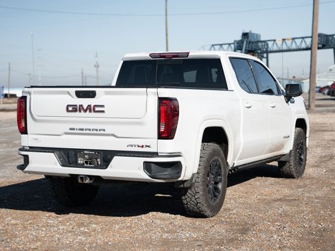Used 2023 GMC Sierra 1500 AT4X image 7