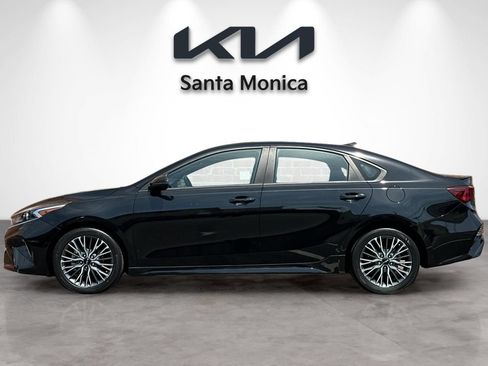 Certified 2023 Kia Forte GT-Line FWD image 3
