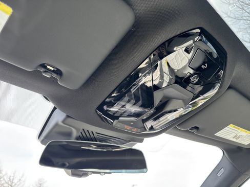 New 2026 BMW 530i xDrive image 23