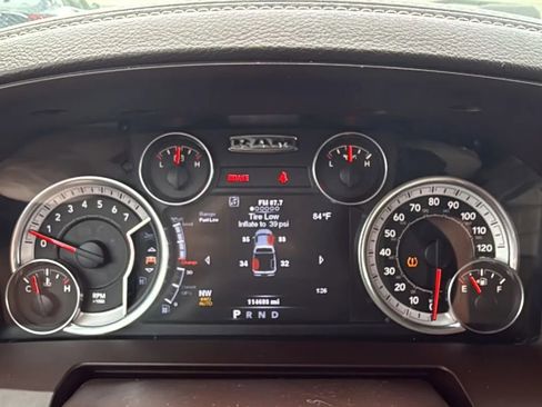 Used 2014 RAM 1500 Laramie image 18