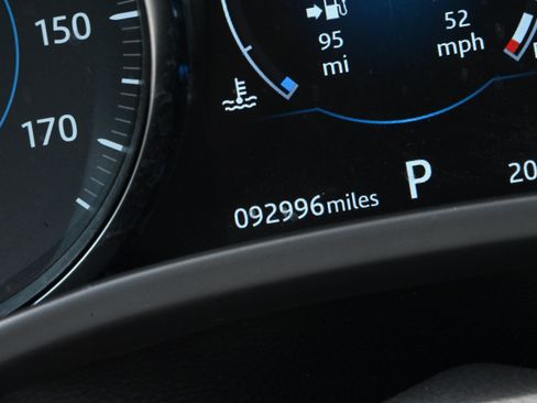 Used 2019 Jaguar F-PACE Prestige AWD/4WD image 28