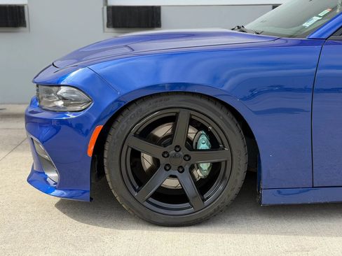 Used 2019 Dodge Charger Scat Pack RWD image 31