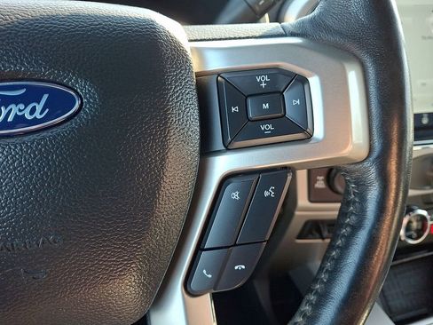 Used 2022 Ford F350 Lariat w/ Lariat Ultimate Package image 21