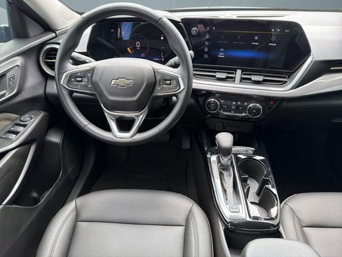 Certified 2025 Chevrolet Trax ACTIV w/ Driver Confidence Package FWD image 28