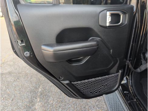 Used 2020 Jeep Gladiator Sport w/ Quick Order Package 24S image 34