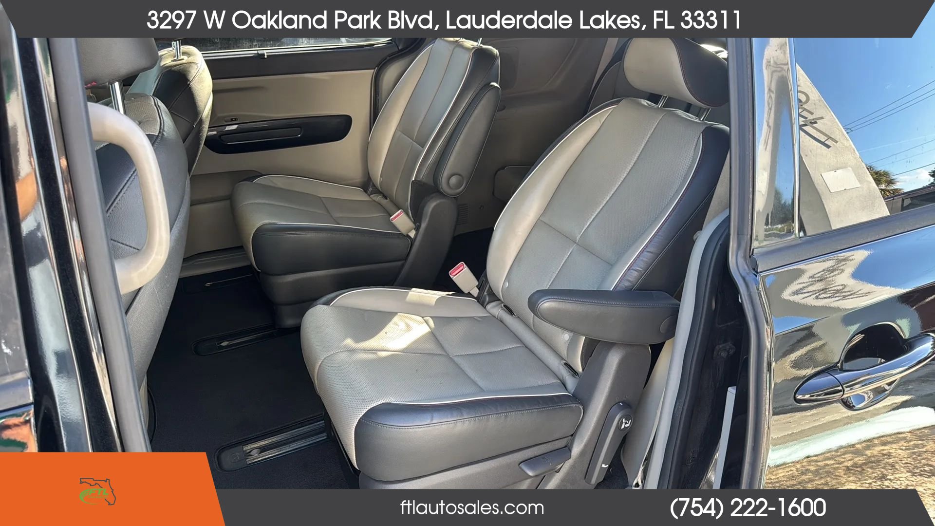 Used 2016 Kia Sedona SX FWD image 21
