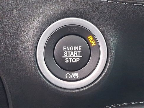 Used 2022 Dodge Challenger R/T w/ Plus Package image 23