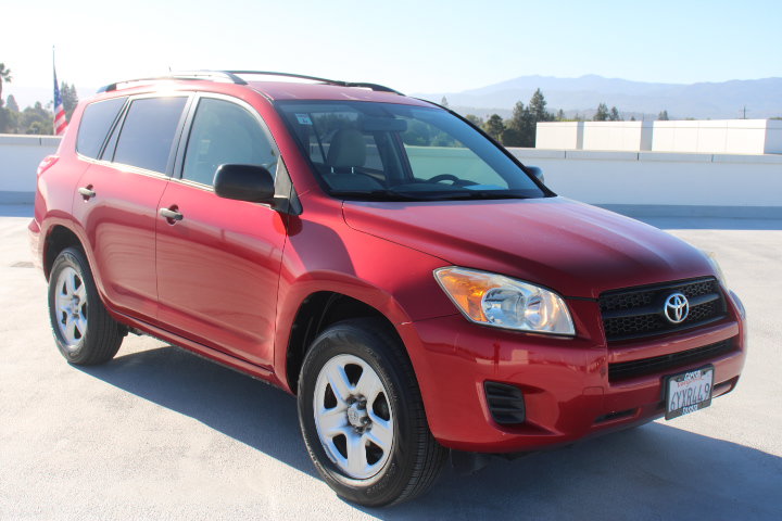 Used 2012 Toyota RAV4 FWD w/ Value Pkg image 2