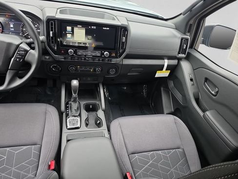 New 2026 Nissan Frontier SV AWD/4WD image 15