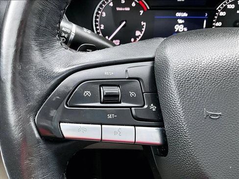 Used 2023 Cadillac XT4 Luxury image 20