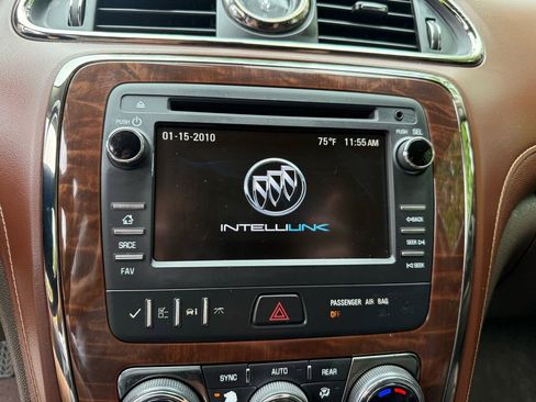 Used 2013 Buick Enclave Premium AWD/4WD image 23