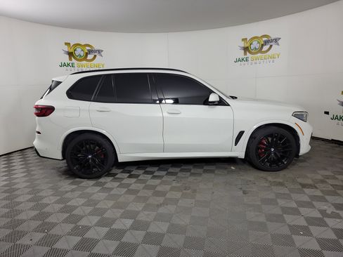 Certified 2023 BMW X5 xDrive40i w/ Executive Package image 4