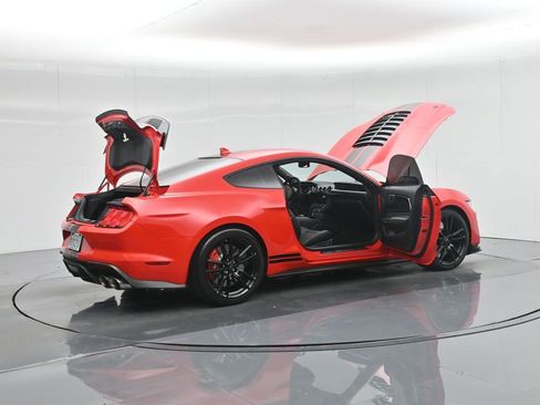 Used 2021 Ford Mustang Shelby GT500 w/ Technology Package image 4