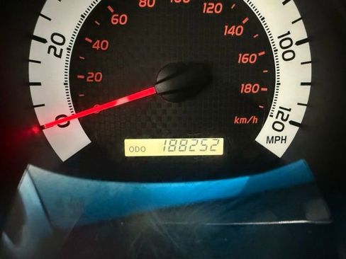 Used 2013 Toyota Tacoma PreRunner image 19