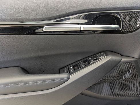 Used 2023 Kia Seltos S image 12