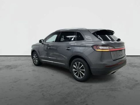Used 2022 Lincoln Nautilus FWD image 9