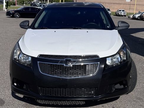 Used 2011 Chevrolet Cruze LT FWD image 3