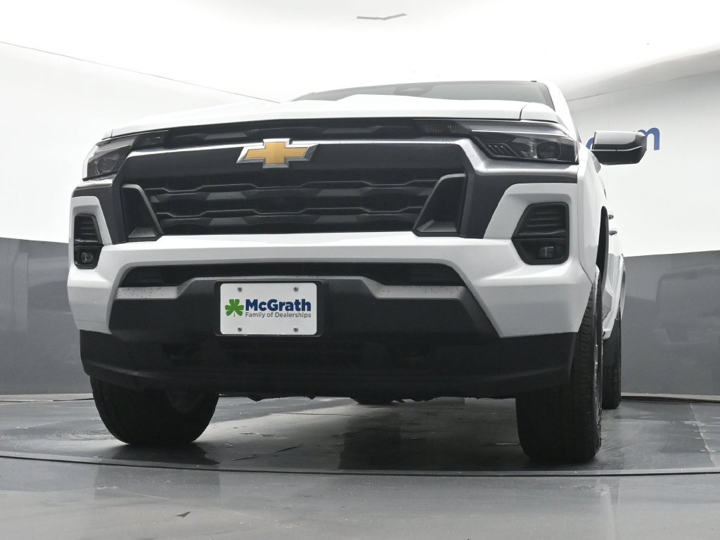 New 2026 Chevrolet Colorado LT w/ LT Convenience Package AWD/4WD image 7