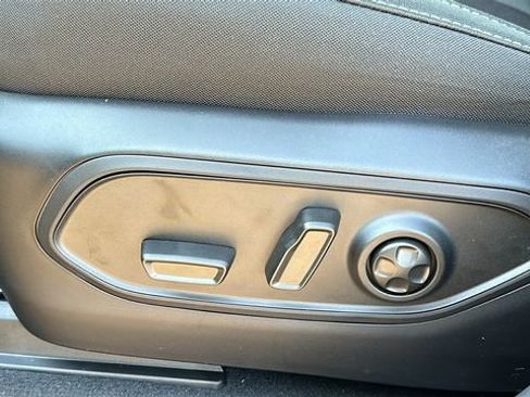 New 2025 Jeep Grand Cherokee L Laredo AWD/4WD image 11