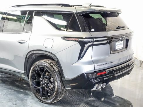 Certified 2024 Chevrolet Traverse RS image 10