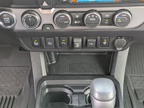 Certified 2023 Toyota Tacoma Limited image 30